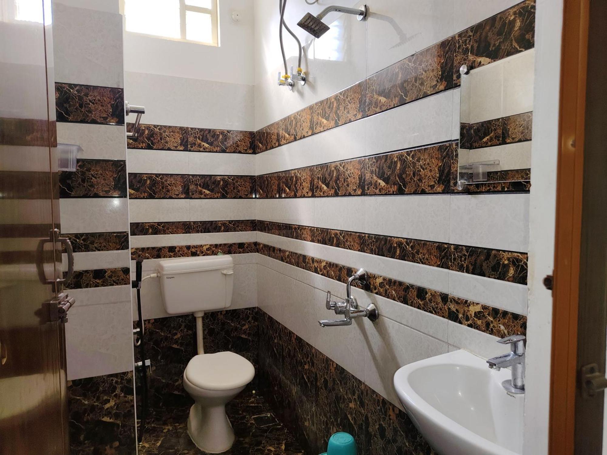 פונדיצ'רי De' Capital Hotel מראה חיצוני תמונה