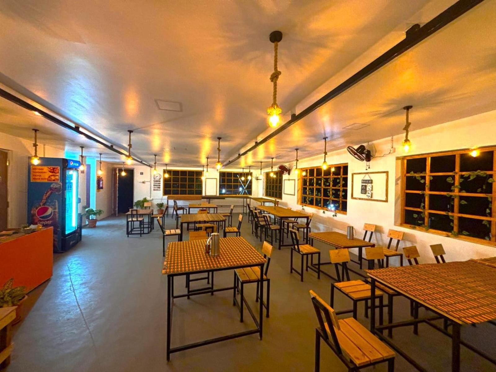 פונדיצ'רי De' Capital Hotel מראה חיצוני תמונה